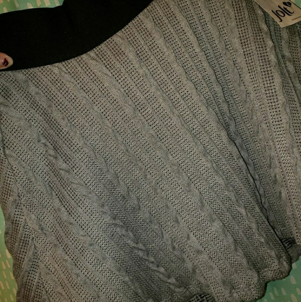 Jolt sweater skirt